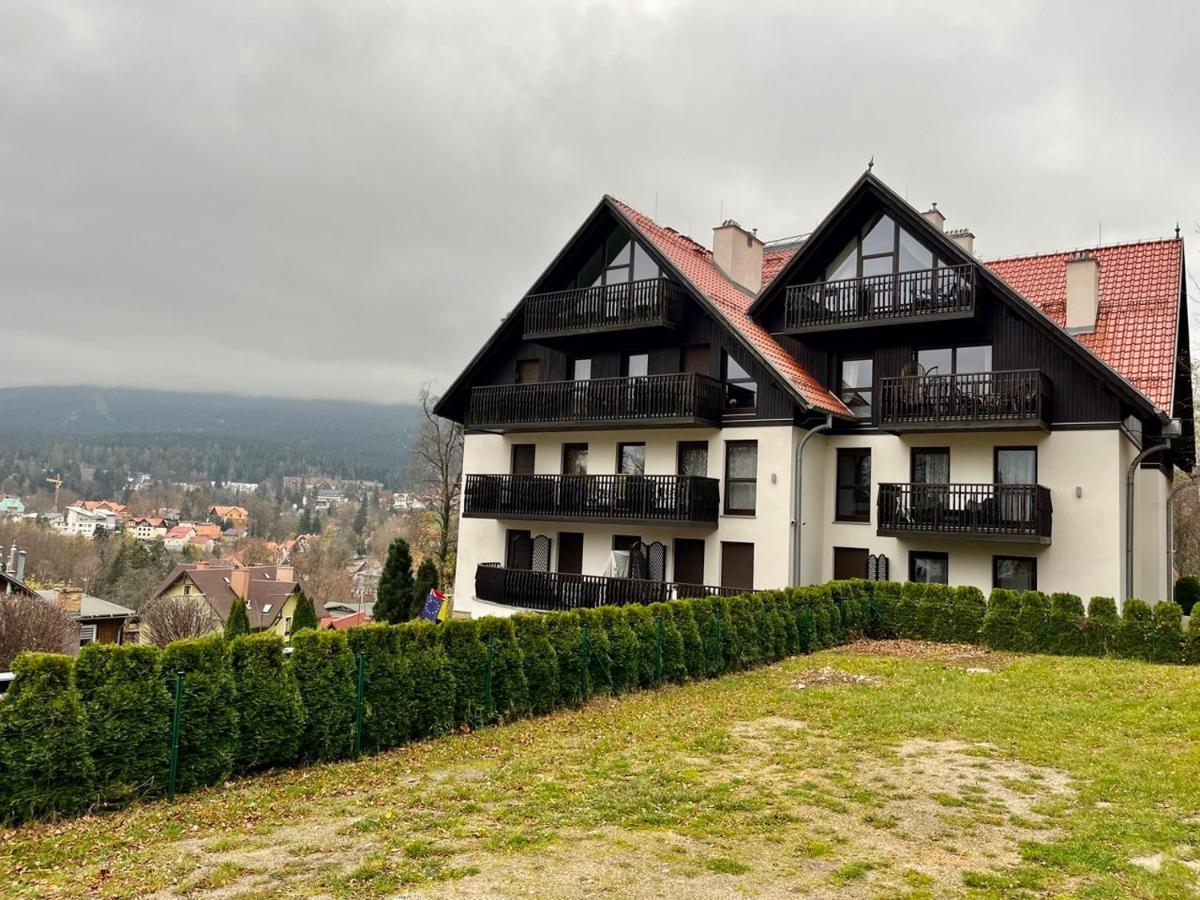 Trevilles Apartamenty Londyn Szklarska Poręba Kültér fotó